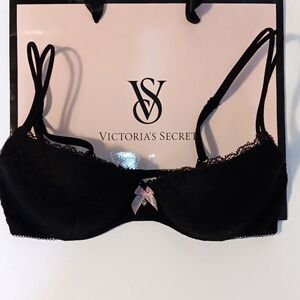 Victoria’s Secret Black Size 32C